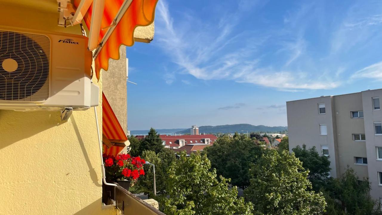 Lovely Home&lake Apartament *